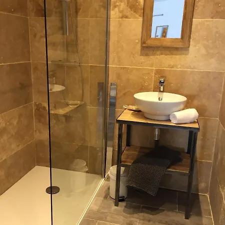 Bed & Breakfast Mas D'auzieres 3*