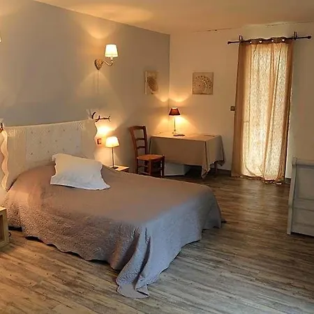 Mas D'auzieres Bed & Breakfast 3*