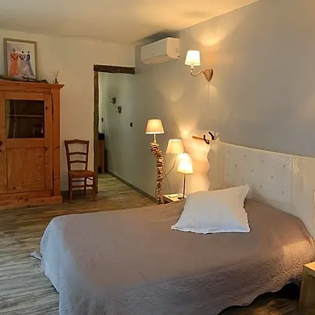 Mas D'auzieres 3* Saint-Gilles (Gard)