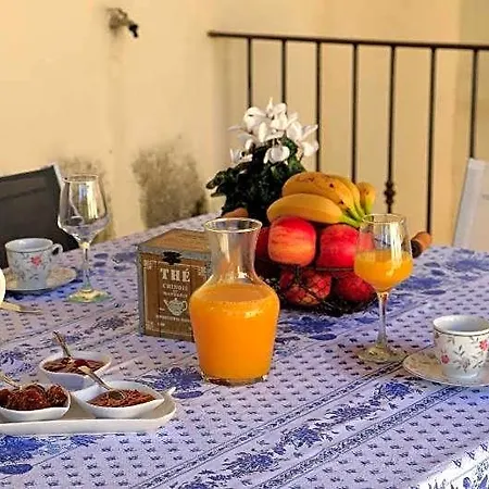 Mas D'auzieres Bed & Breakfast Saint-Gilles (Gard)